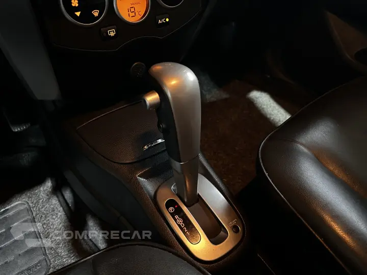 LIVINA 1.8 SL X-GEAR 16V FLEX 4P AUTOMÁTICO