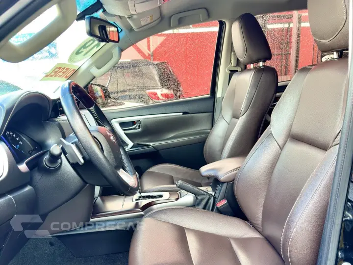 HILUX SW4 2.8 SRX 4X4 7 LUGARES 16V TURBO INTERCOOLER DIESEL