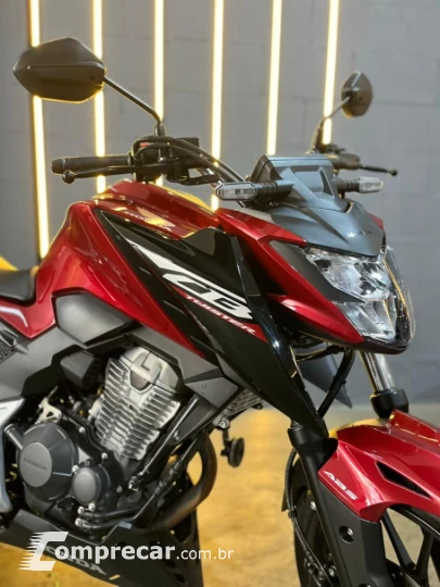 CB Twister 300 F