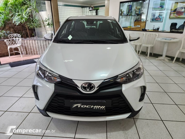 Yaris Hatch 1.5 16V 4P FLEX XS CONNECT MULTIDRIVE AUTOMÁTICO