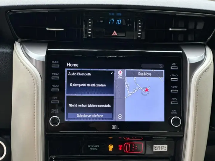 HILUX SW4 2.8 D-4D TURBO DIESEL DIAMOND 7L 4X4 AUTOMÁTICO