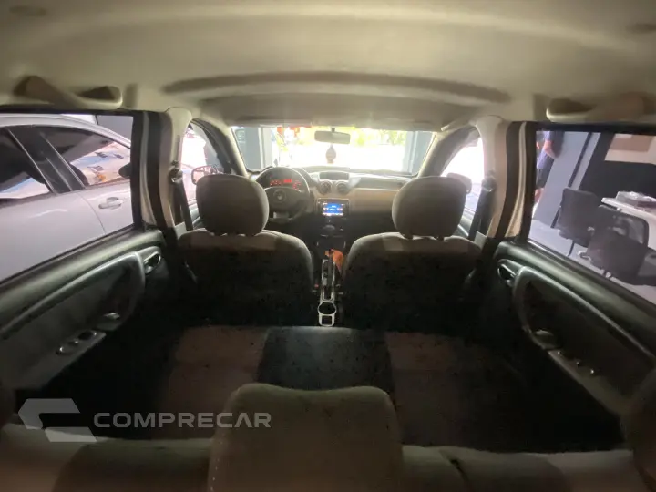 DUSTER 2.0 Tech Road II 4X2 16V