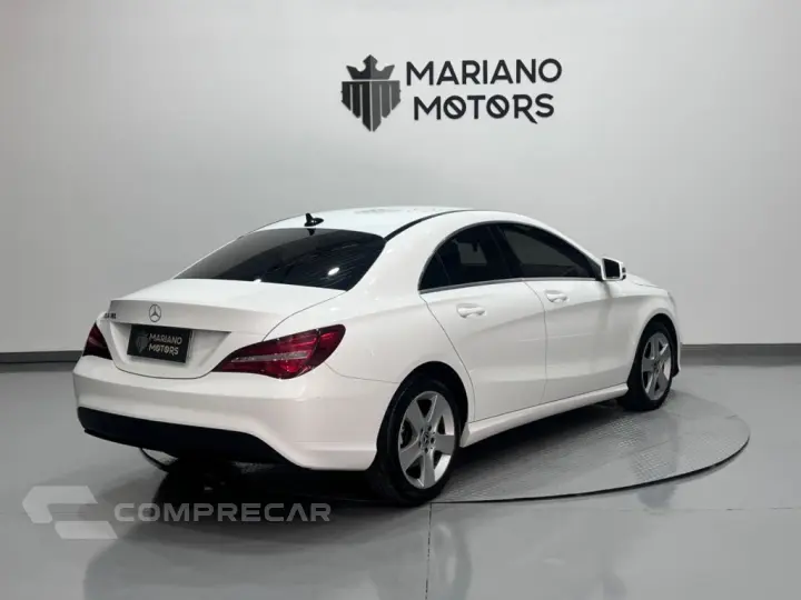 CLA 180 1.6 CGI GASOLINA 7G-DCT