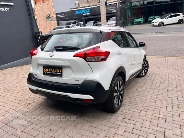KICKS SV 1.6 16V FlexStar 5p Aut.