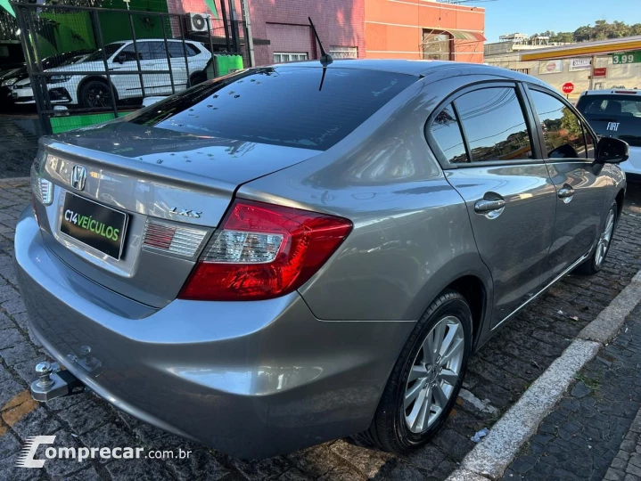 Civic Sedan LXS 1.8/1.8 Flex 16V Aut. 4p