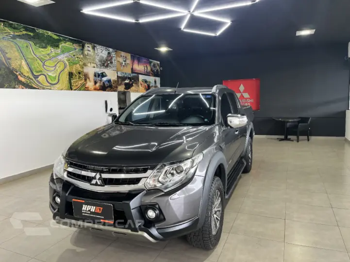 L200 TRITON 2.4 16V Turbo Outdoor Hpe-s CD 4X4