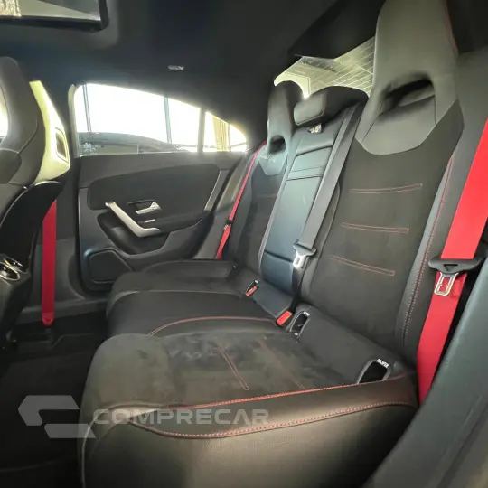 CLA 35 AMG 2.0 CGI 4matic 7g-dct