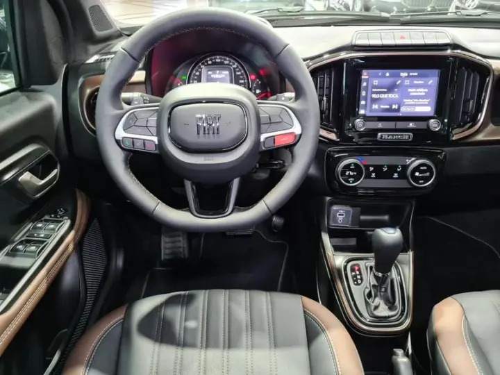 STRADA RANCH CD 1.0T AT FLEX