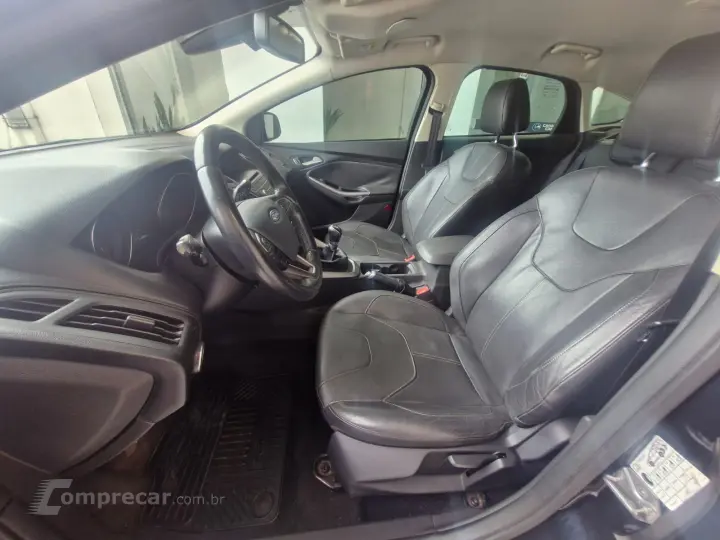 FOCUS 1.6 SE Hatch 16V