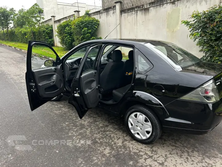 FIESTA 1.0 Rocam SE Plus Sedan 8V