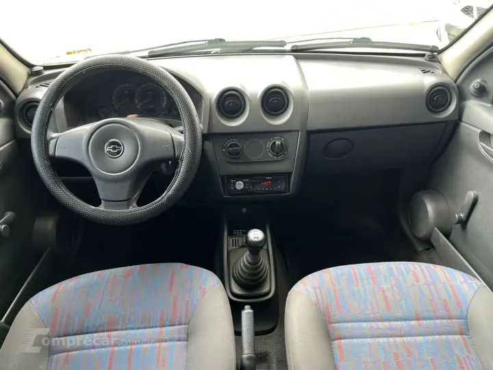 CELTA 1.0 MPFI Life 8V