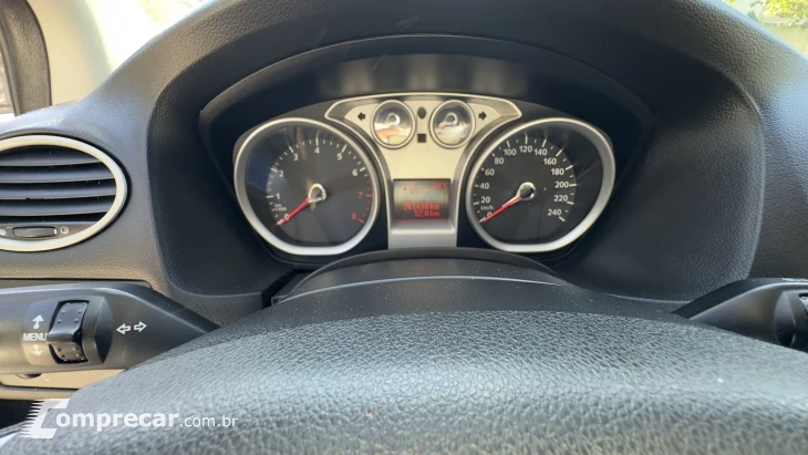 FOCUS 1.6 S Hatch 16V