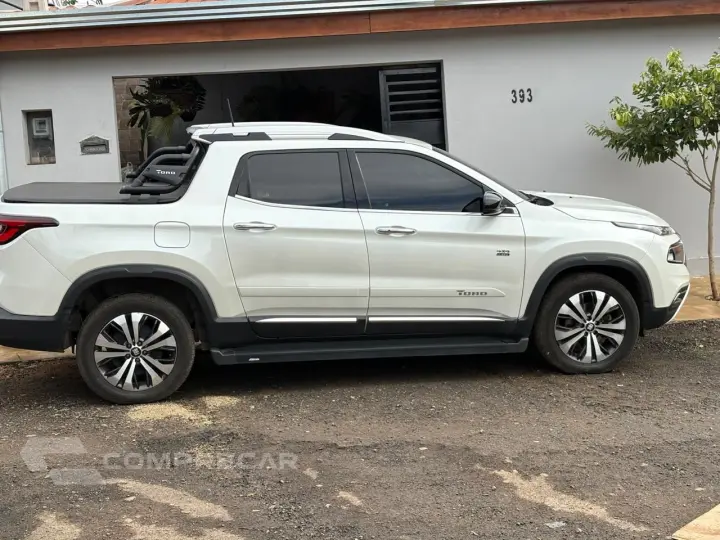 TORO 2.0 16V Turbo Volcano 4X4