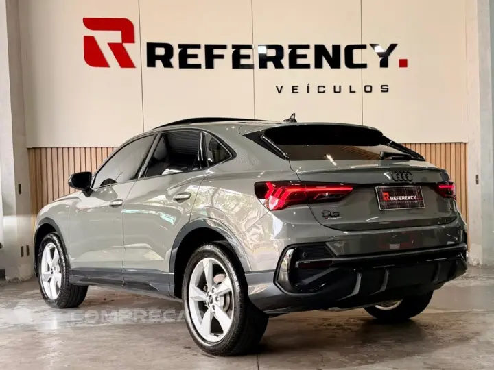 Q3 2.0 40 TFSI GASOLINA SPORTBACK PERFORMANCE BLACK QUATTRO