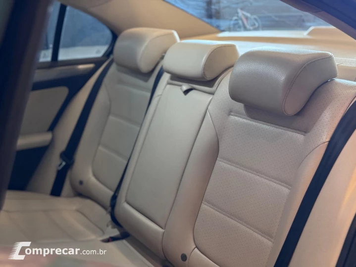 JETTA 1.4 16V TSI Comfortline