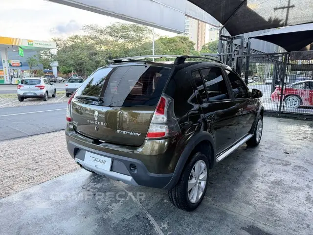 SANDERO - 1.6 STEPWAY 8V 4P MANUAL