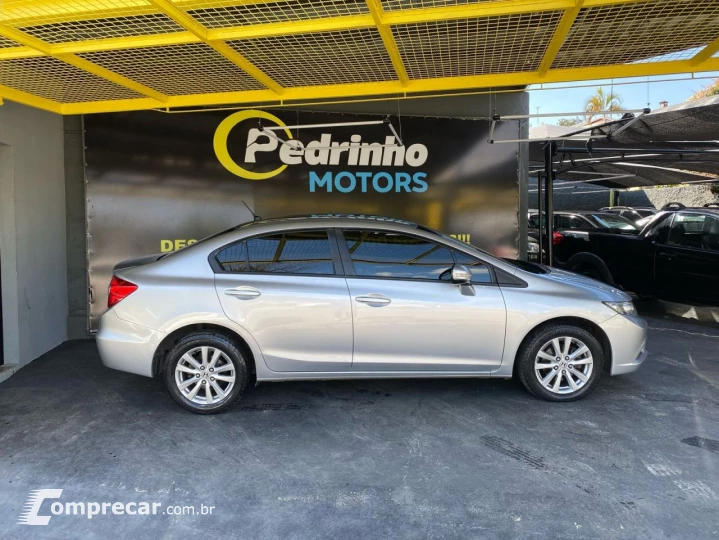 Civic 2.0 16V 4P FLEX LXR AUTOMÁTICO