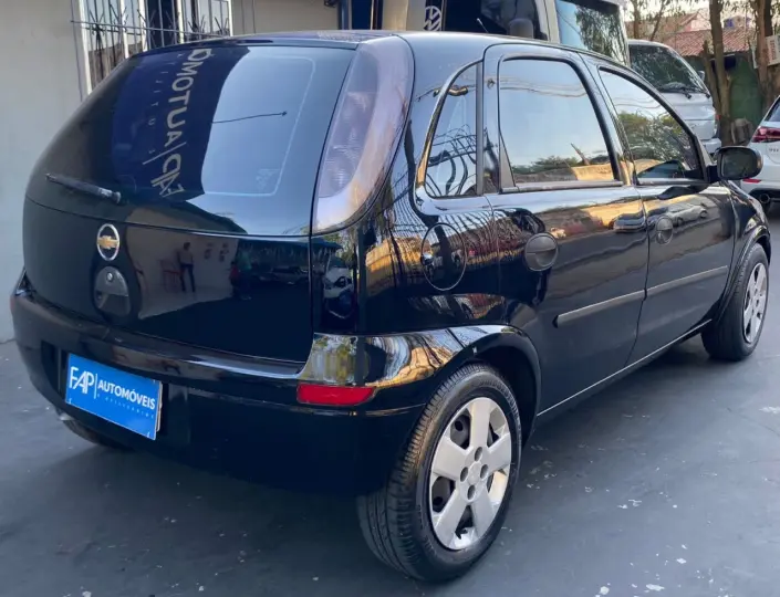 Corsa Hatch 1.0 4P JOY