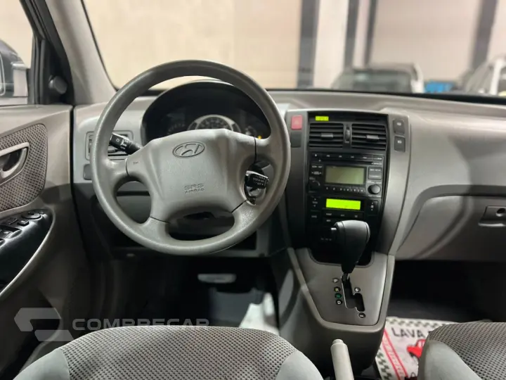 Tucson 2.0 16V 4P GL