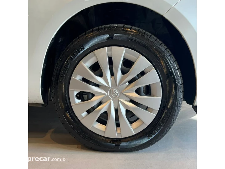 YARIS 1.5 16V FLEX SEDAN XL LIVE MULTIDRIVE