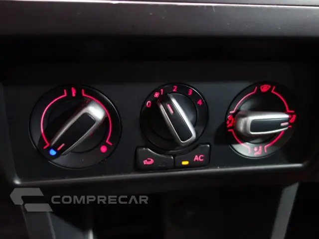 FOX - 1.6 MI PRIME 8V 4P MANUAL