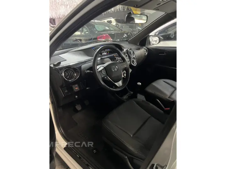 ETIOS 1.5 XLS SEDAN 16V FLEX 4P MANUAL