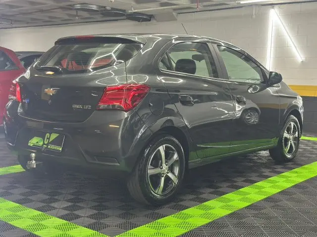 ONIX - 1.4 MPFI LTZ 8V 4P MANUAL