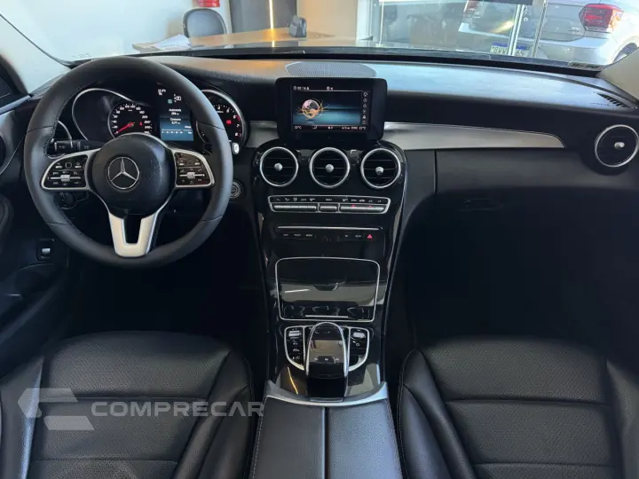 C 180 1.6 16V 4P CGI AVANTGARDE TURBO AUTOMÁTICO