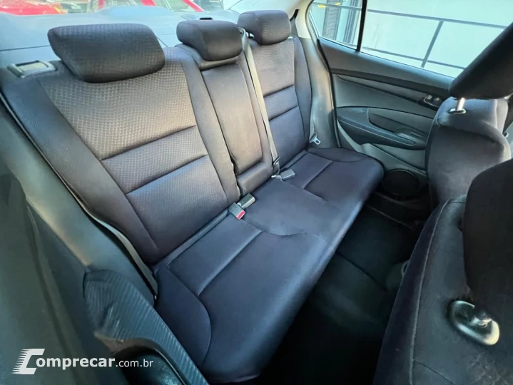 CITY Sedan LX 1.5 Flex 16V 4p Aut.