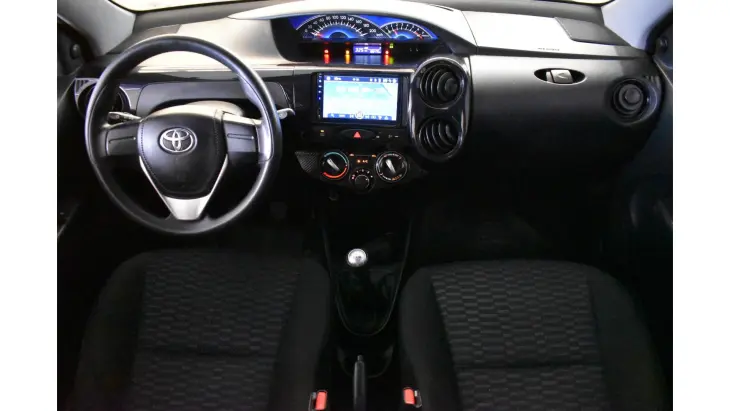ETIOS HATCH - 1.3 X 16V 4P MANUAL
