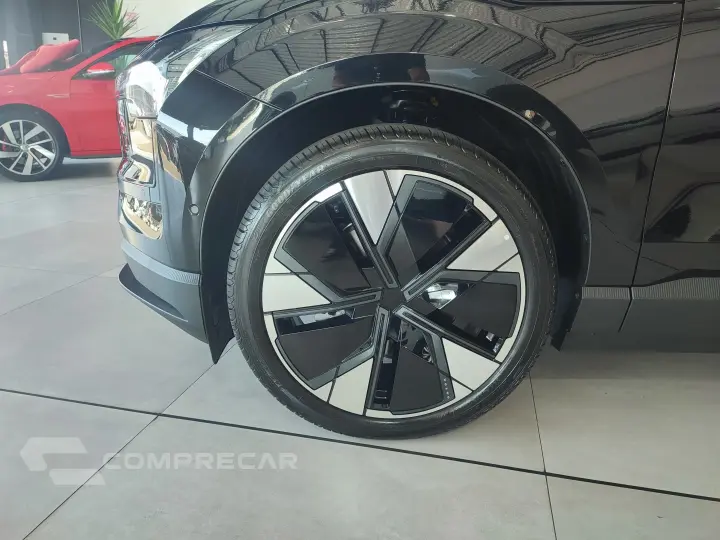 EX30 51 KW ELÉTRICO PLUS