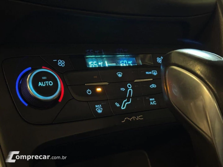 Focus 2.0 Se Plus Sedan 16V Flex 4P Powershift