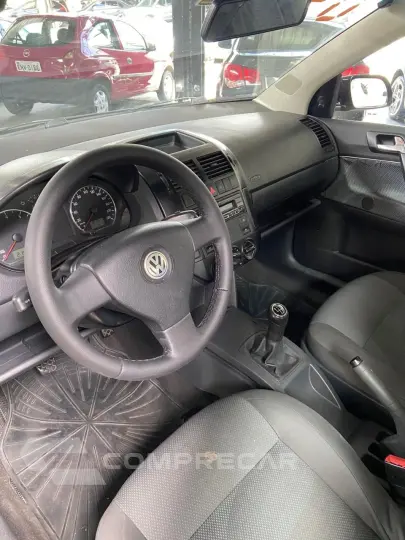 POLO SEDAN 1.6 MI 8V