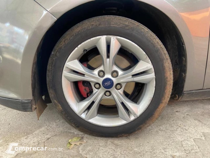 FOCUS SEDAN 2.0 16V 4P