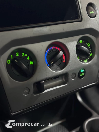 FIESTA 1.6 MPI Class Hatch 8V