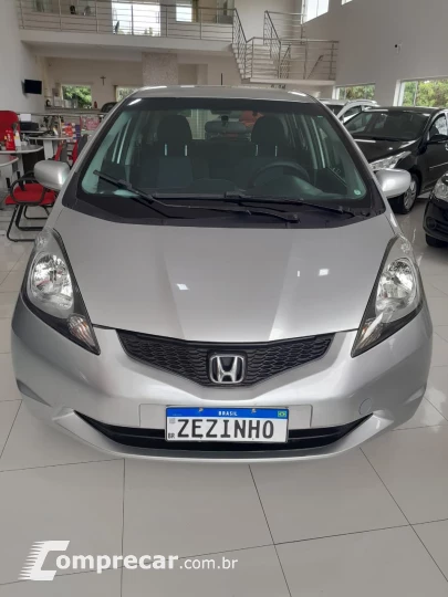 Fit 1.4 16V 4P LX FLEX