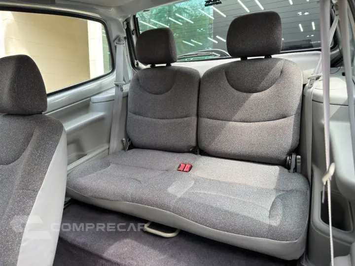 TWINGO 1.0 8V