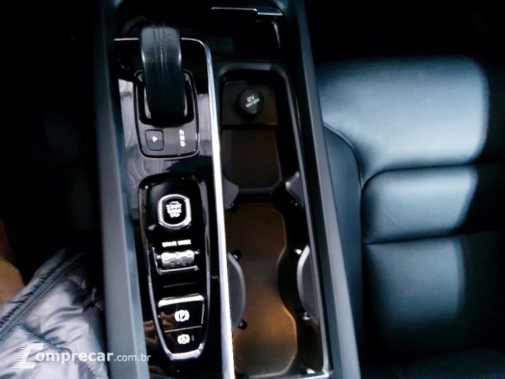XC40 P8 RECHARGE ELECTRIC BEV PURE AWD