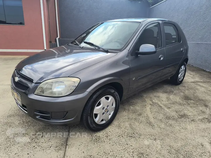 CELTA 1.0 MPFI LT 8V