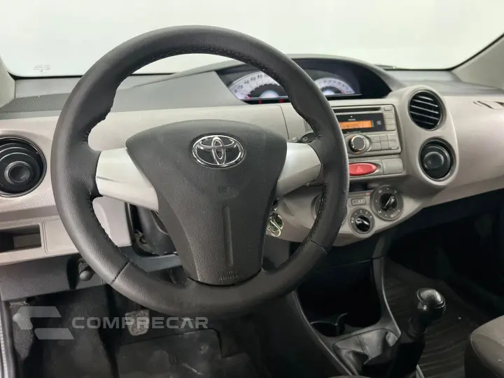 ETIOS 1.3 XS 16V FLEX 4P MANUAL