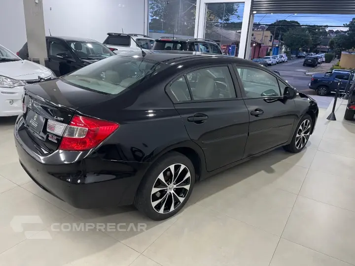 Civic Sedan LXR 2.0 Flexone 16V Aut. 4p