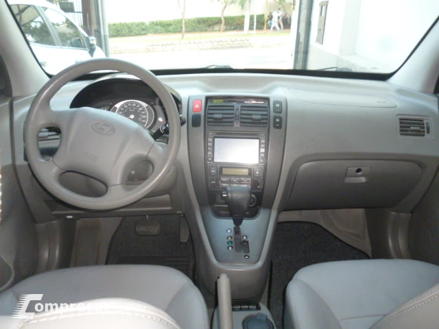 TUCSON 2.0 MPFI GLS 4X2 16V 143cv 2WD