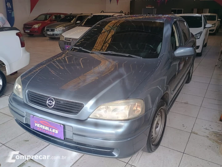 Astra GL Sedan