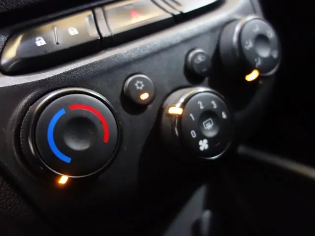 PRISMA - 1.0 MPFI JOY 8V 4P MANUAL