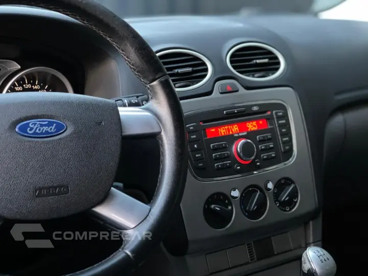 FOCUS 1.6 GLX 16V FLEX 4P MANUAL