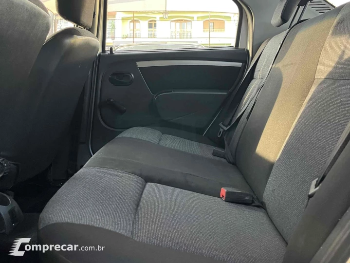 LOGAN 1.6 EXPRESSION 8V FLEX 4P MANUAL