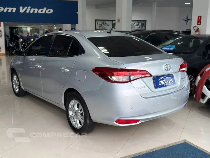 YARIS XL Sedan 1.5 Flex 16V 4p Aut.