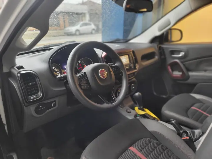 Toro Freedom 1.8 16V Flex Aut.