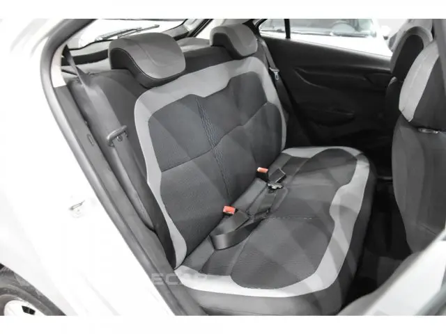 ONIX - 1.0 MPFI LT 8V 4P MANUAL