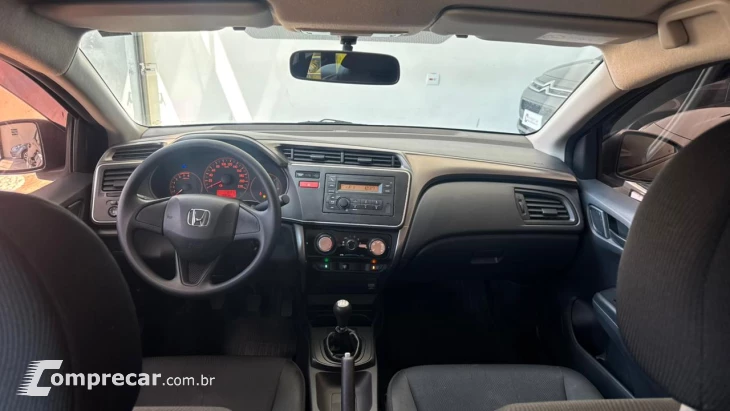CITY 1.5 DX Sedan 16V